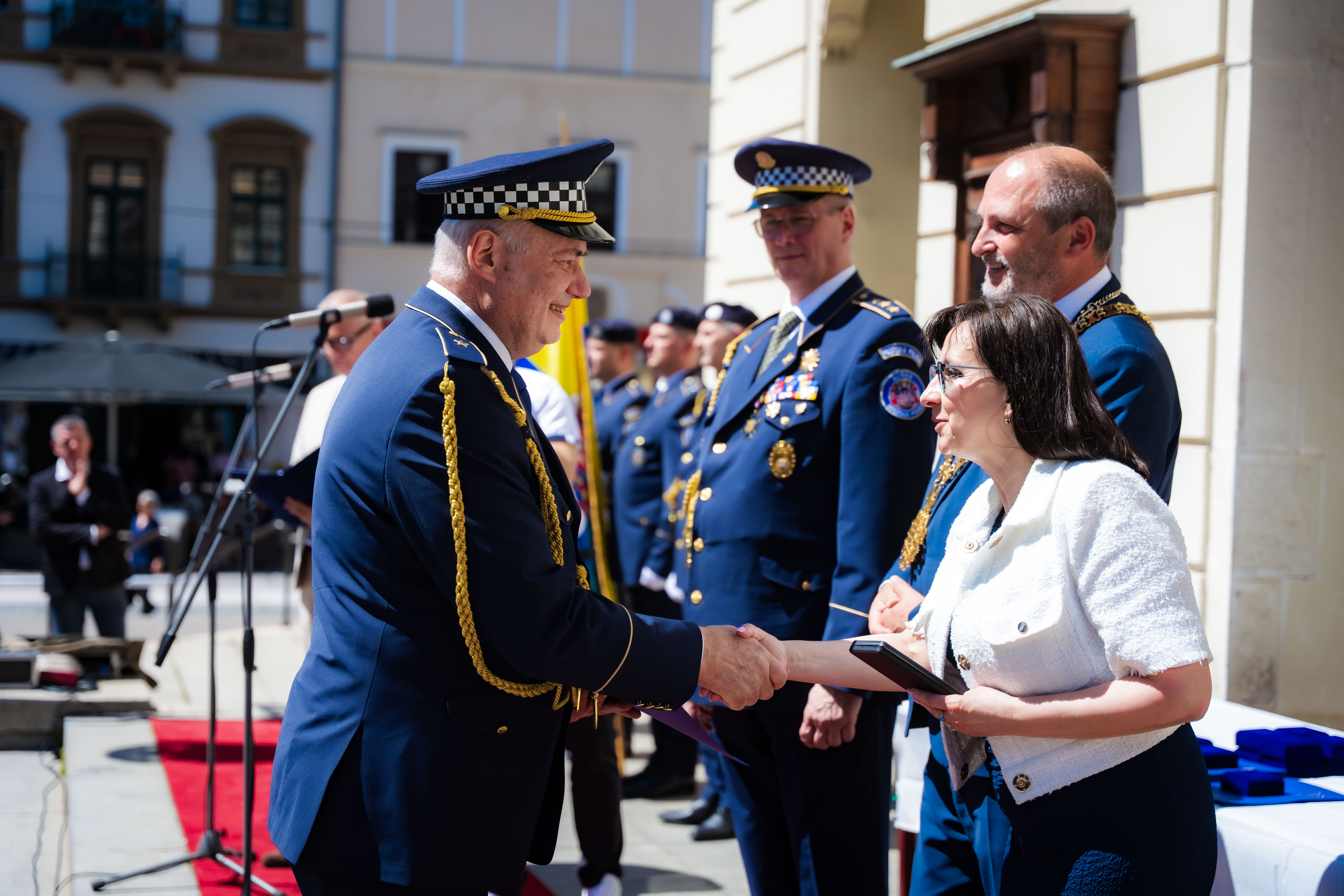 Slavnostne ocenovanie prislusnikov Mestskej policie mesta Kosice -1-67